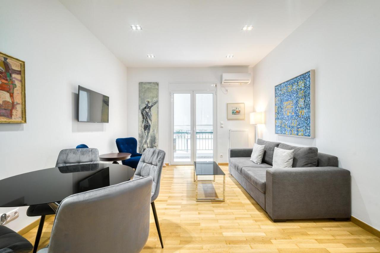 Stylish, Sunny New 2 Bedroom, Prime Central 아테네 외부 사진
